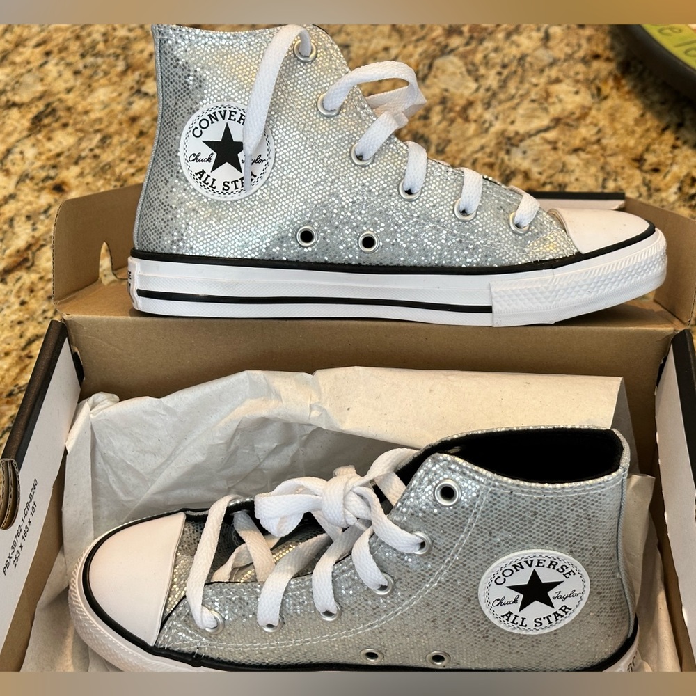 Converse - Chuck Taylor All Star Glitter High-Top kids sneakers Size 1